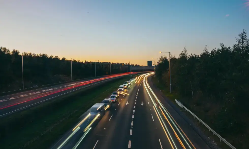 Bukareštas-Krajova beveik visiškai per autostradą ir greitkelį: Susisiekimo ministerija atidarė dar 20 km eismui. Iš viso iš 121 km galima važiuoti 92 km. Rytoj bus atidaryta kita atkarpa.